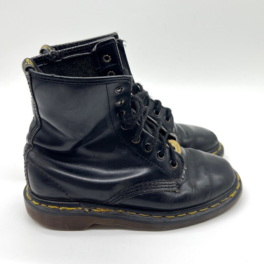 Vintage Made in England Dr. Marten Lace Up Boots - Picture 1 of 15